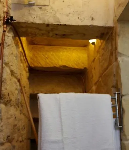 Corte Regina Isabella *